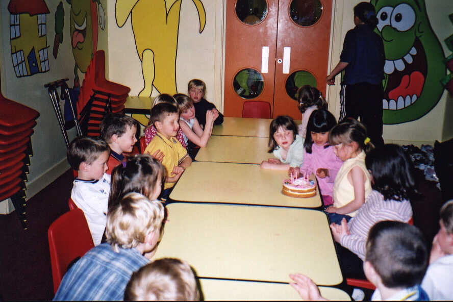 AMYPARTY.JPG (81869 bytes)