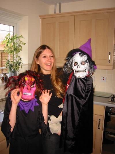 Flowers Halloween Bev James Amy.JPG