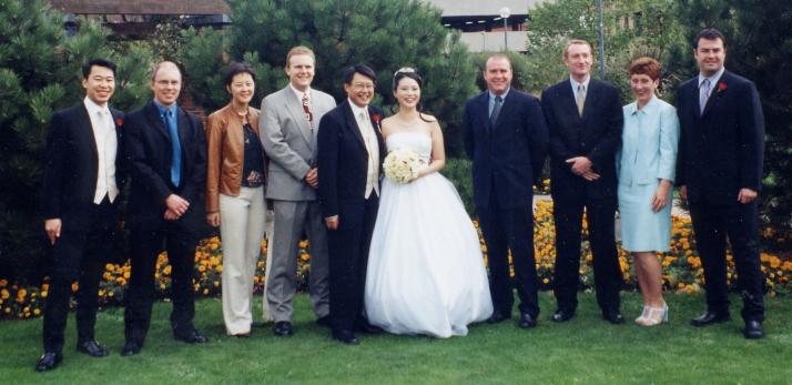 Martin Liu Wedding 2002 Group High Qual Comp 300 Res.jpg (45414 bytes)