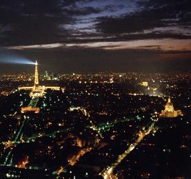 Paris by night.JPG (16451 bytes)