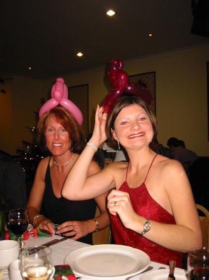 Xmas B&B 2002 Ruth & Michelle Hats!.JPG